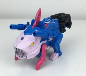 Transformers News: Transformers Generations Selects Gulf (Skalor) Review