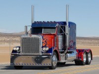Transformers News: Rumor: Transformers 3 Truck Stunt