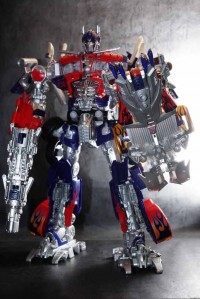 Transformers News: In-Hand Images: APS-01 Striker Optimus Prime