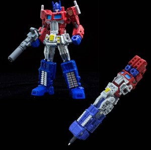 Transformers News: TFsource Weekly Wrapup! TFSS Barricade, PE Warden, and More!