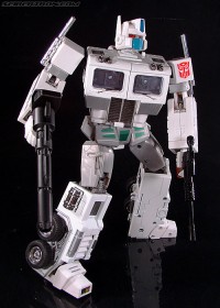 Transformers News: Rumour: iGear PP04 = MP Magnus Armour?