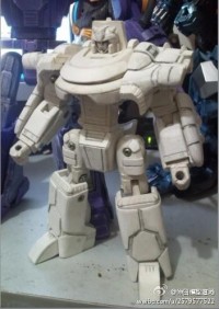 Transformers News: Third-Party Cybertronian Cliffjumper / Bumblebee?
