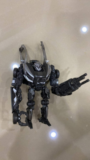 Transformers News: Possible First Look at Next SS Bayverse Figure, Sideways