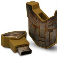 Transformers News: Revenge of the Fallen ... on USB!