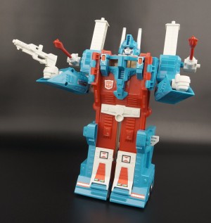 Transformers News: New Galleries: Commemorative Series Perceptor, Skids, and Ultra Magnus