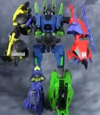Transformers News: Transformers Generations: Fall of Cybertron Retail Combaticons Video Review