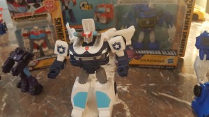 Transformers News: Prowl, Ratchet, Soundwave, and More from Transformers Cyberverse Toyline #NYCC