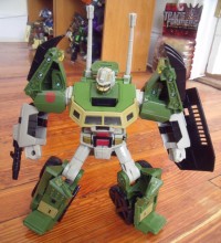 Transformers News: Pictures of Universe Hardhead