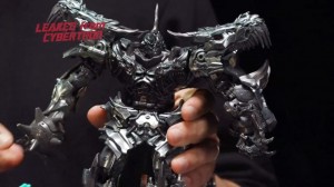 Transformers News: 'Leaked from Cybertron' Clip for Transformers Studio Series Grimlock