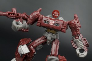 Transformers News: New Gallery: Generations Combiner Wars Legends Class Warpath