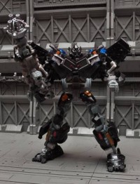 Transformers News: More Images of Dark Of The Moon Ironhide