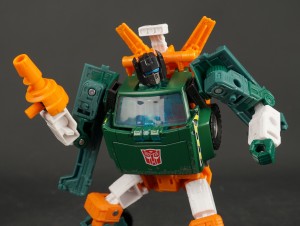 Transformers News: New Gallery: Deluxe HOIST from Transformers War for Cybertron Earthrise
