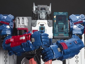Transformers News: Additional images of SDCC 2016 Titans Return Fortress Maximus with Master Sword