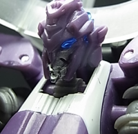 Transformers News: Extensive Look at Autobot Alliance AA-08 Elita-1