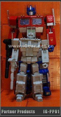 Transformers News: Another look at iGear's Miniature MP Optimus Prime