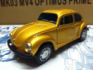 Transformers News: New In Hand Photos of Takara Tomy Transformers Masterpiece G2  Bumblebee