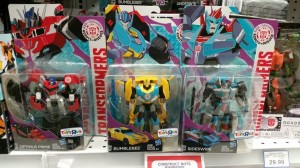 Transformers News: Canada Transformers sightings Roundup: Exclusive Robots in Disguise and CW Ultra Magnus