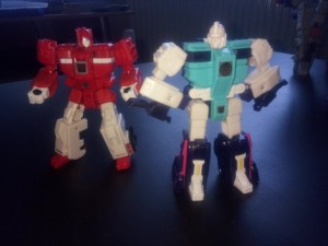 Transformers News: Review and in-hand images of Walgreens-exclusive Titans Return Wingspan & Cloudraker