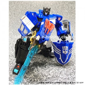 Transformers News: Release Delay for e-HOBBY Magna Convoy