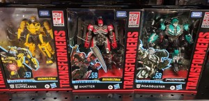 Transformers News: Studio Series Wave 9 Deluxes and Earthrise Battle Masters Wave 1 Found at U.S. Retail