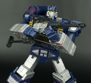 Transformers News: New Galleries: Hasbro Transformers Masterpiece MP-02 Soundwave, Laserbeak, Rumble, Ravage, Frenzy and Buzzsaw