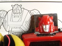 Transformers News: War for Cybertron CLIFFJUMPER line-art used in Bumblebee's instructions