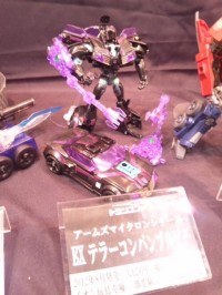 Transformers News: Tokyo Toy Show Images: Kabaya Fortress Maximus, Show Exclusive Primes, Terrorcon Bumblebee, and More!