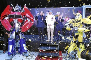Transformers News: Hasbro Trans­formers Expo Malaysia 2014, Genting - 1,520 Figures and Giant Replicas