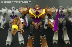 Transformers News: Top 5 Best Cyberverse Commander Class Transformers Figures
