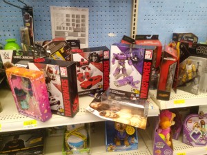 Transformers News: Rundown of Canadian Sightings with Latest Studio Series and Siege Deluxes and Voyagers and More