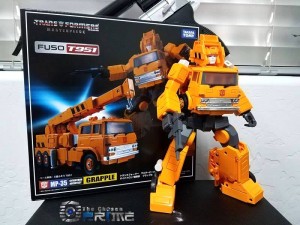 Transformers News: In-Hand Images of Transformers Masterpiece MP-35 Grapple