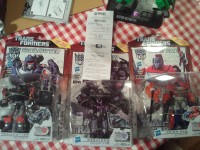 Transformers News: Transformers Deluxe IDW Generations Sighted at Retail
