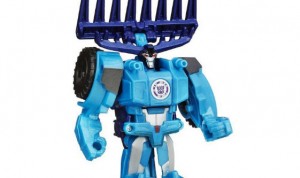 Transformers News: New Official Images for Transformers Robots in Disguise One Step Drift Fracture and Thunderhoof