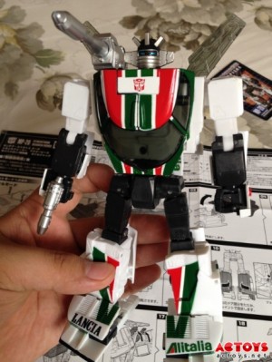 Transformers News: In-Hand Images - Takara Tomy Transformers Masterpiece MP-20 Wheeljack