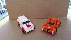 Transformers News: Video Review of Transformers: Robots in Disguise One-Step Ratchet and Bisk