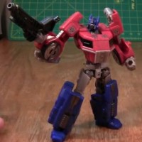 Transformers News: Transformers Generations: Fall of Cybertron Deluxe Optimus Prime Video Review