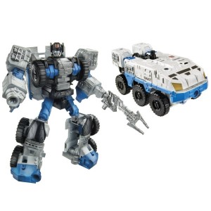 Transformers News: Transformers Combiner Wars Rook Video Review