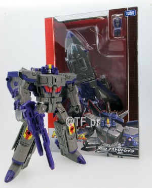 Transformers News: New Image of Takara Tomy Transformers Legends LG40 Astrotrain