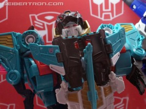 Transformers News: SDCC 2016: Video of Combiner Wars Liokaiser, Computron, and more #SDCC #HasbroSDCC
