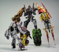 Transformers News: In-Hand Images: Takara Tomy Transformers Generations: Fall of Cybertron Combaticons