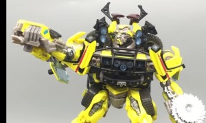 Transformers News: Transformers Movie Masterpiece MPM-11 Ratchet Video Review
