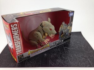 Transformers News: In-Package Image - Takara Tomy Transformers Legends LG01 Rattle (Rattrap)