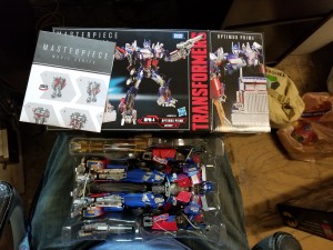 Transformers News: Transformers Movie Masterpiece MPM-4 Optimus Prime At US Retail