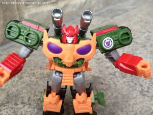 Transformers News: Pictorial Review of Robots in Disguise Warrior Bludgeon