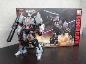 Transformers News: New Images of Flame Toys Furai Model IDW Autobot Version Megatron With Packaging