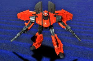 Transformers News: In-Hand Images of Transformers Generations Thrilling 30 Deluxe Jhiaxus