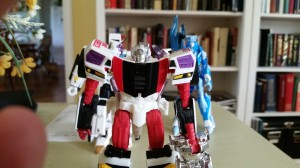 Transformers News: Transformers Collectors' Club Subscription Service 3.0  Carzap with G.B. Blackrock Now Arriving