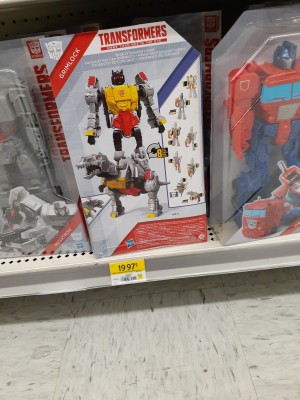 Transformers News: 10 Inch Evergreen Styled Transformers Grimlock and Starscream Found in Canada