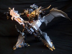 Transformers News: Creative Roundup, October 13, 2013