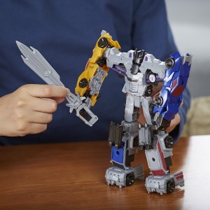 Transformers News: Transformers: Robots in Disguise Combiner Force Team Combiner Menasor Up for Sale on Amazon